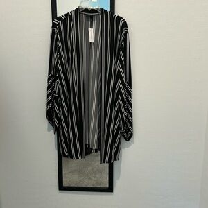 Lane Bryant Kimono Style Jacket Black and White Size 14/16